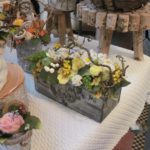 pot-jaune-et-gris-art-floral-temps-composes_inpixio